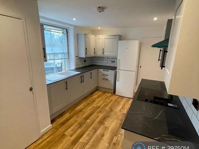 Flat for rent in Black Bourton, Oxfordshire