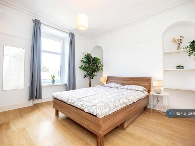 Flat for rent in Ballindoch, Scotland