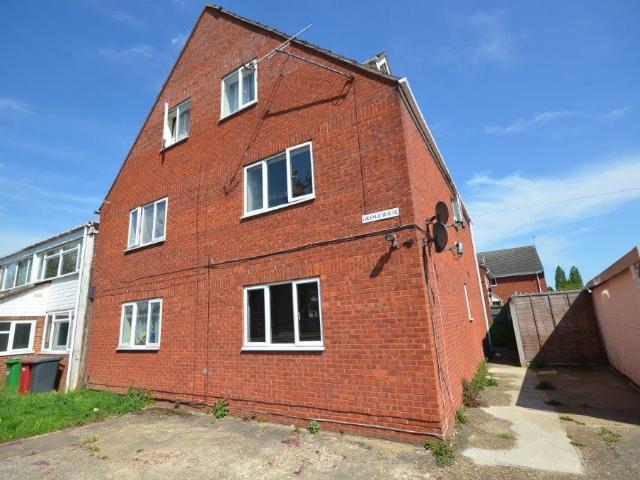 Flat for rent in Slough, Isle Of Man