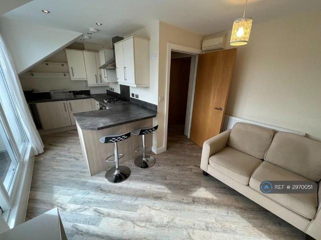 Apartment for rent in Bangor, Wales