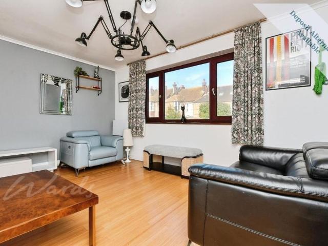 Apartment for rent in East Cliff, Acol