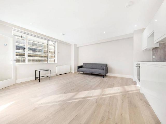 Flat for rent in Chelsea, Isle Of Man