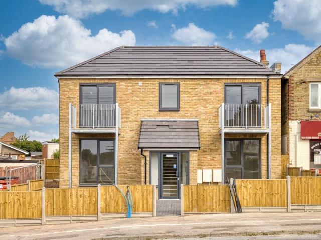 Flat for rent in Westwood, Acol