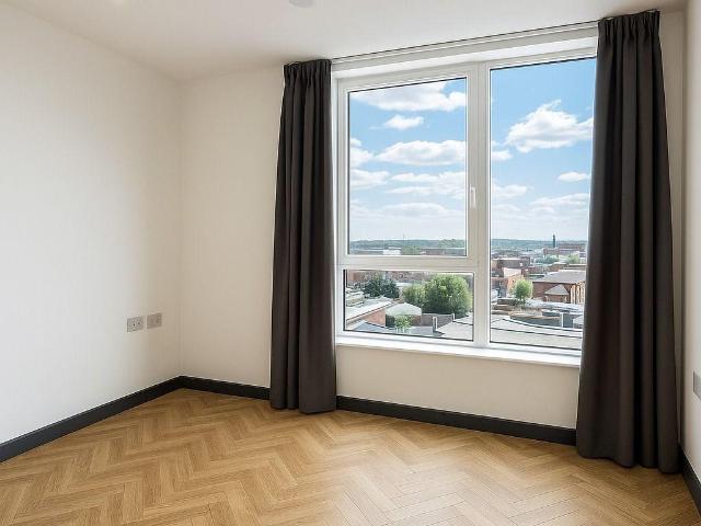 Flat for rent in St Matthew's, Old Wharf