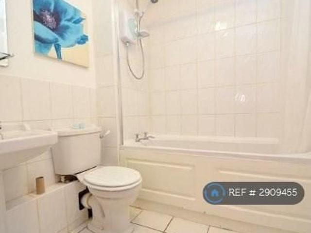 Apartment for rent in Yiewsley, Greater London