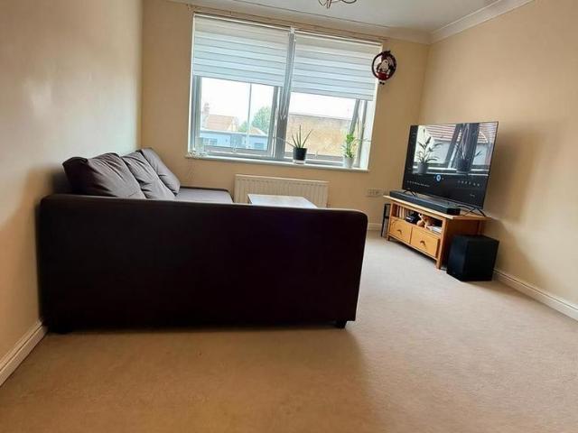 Apartment for rent in Holywell Estate, North Watford