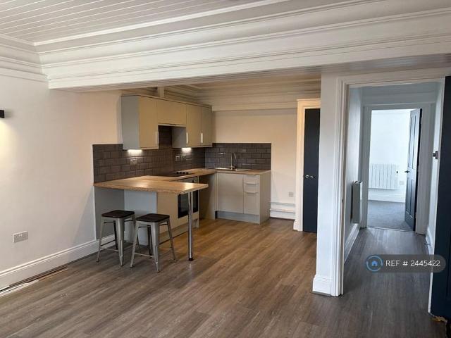 Apartment for rent in Town, Merthyr