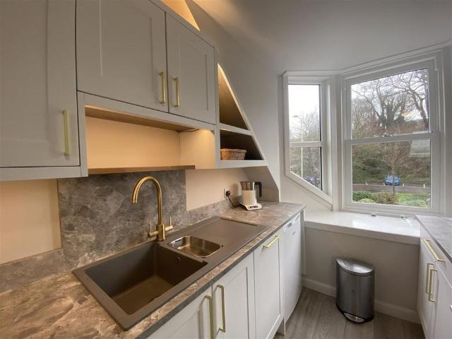 Apartment for rent in Bridgend, Moneydie