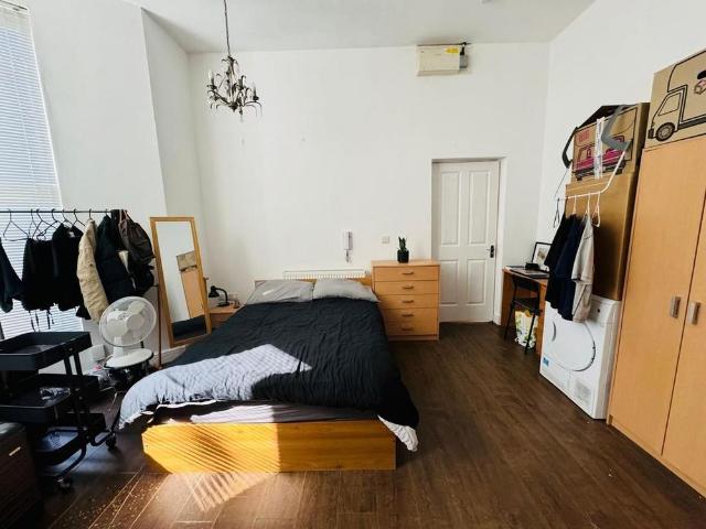 Apartment for rent in Arena Quarter, Leeds