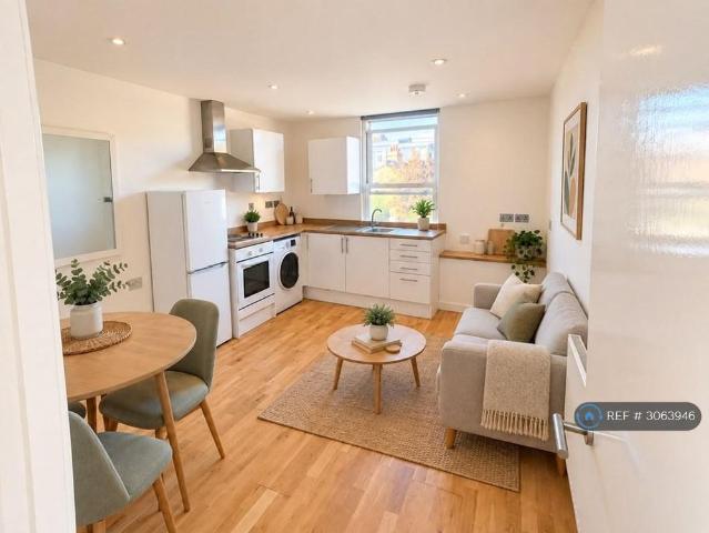Apartment for rent in Upper Tooting, Greater London