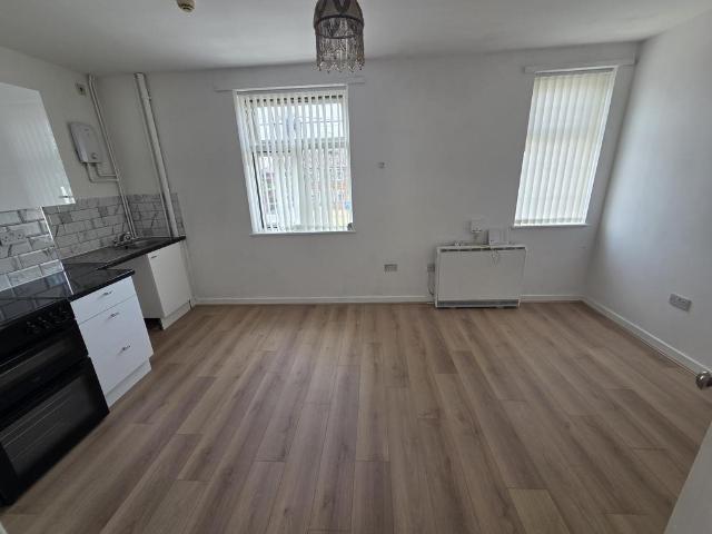 Flat for rent in Scott's Green, Brierley Hill