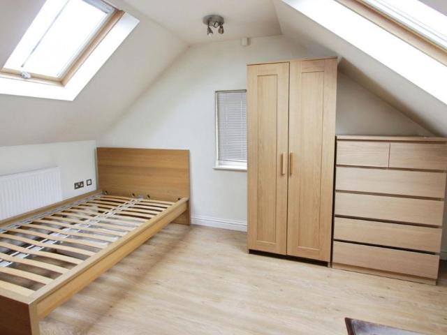 Room for rent in Saint George's, South Yorkshire