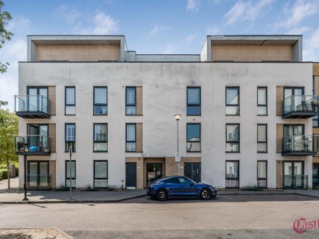 Flat for rent in Enfield Island Village, Greater London