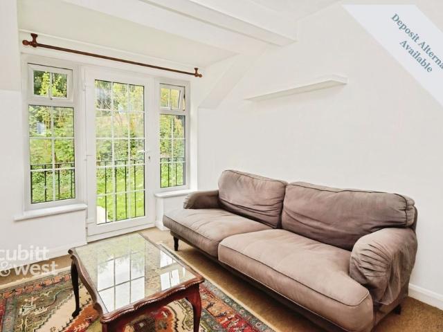 Apartment for rent in Red Hill, Surrey