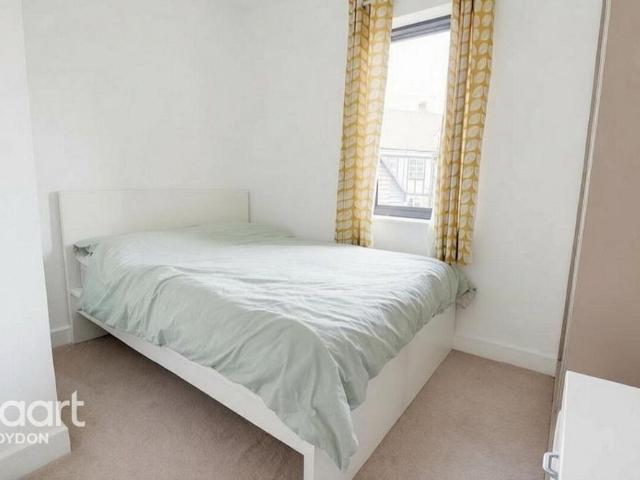 Apartment for rent in London Borough of Croydon, Purley