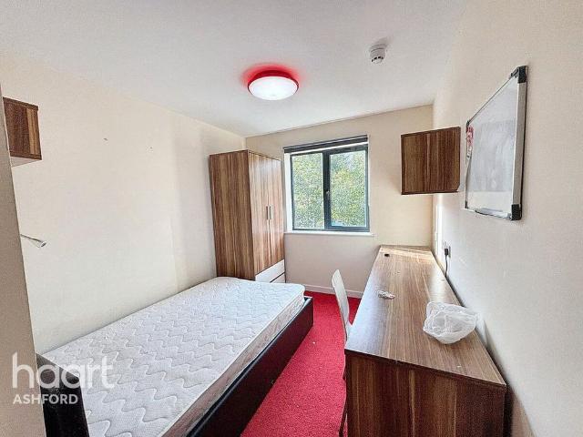 Apartment for rent in Barracks, The Bridge