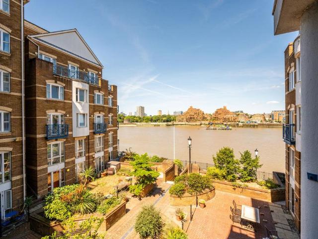 Flat for rent in Rotherhithe, Greater London