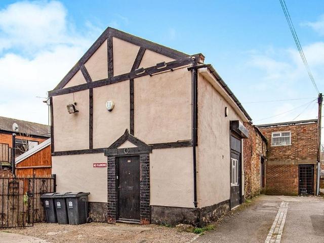 Flat for rent in Darlington