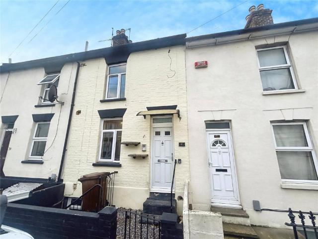 Flat for rent in Brompton, Gillingham