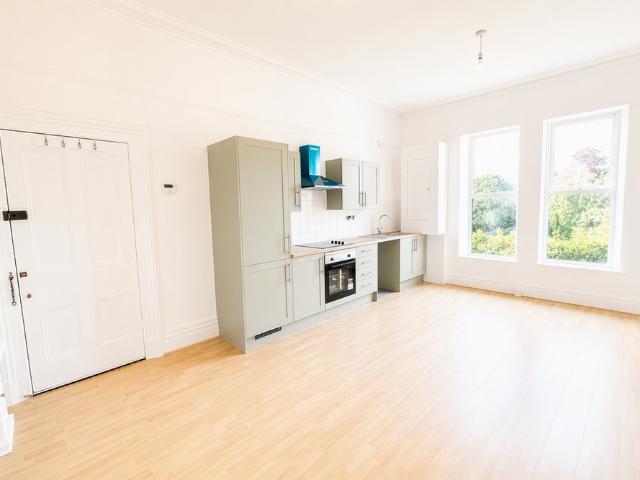 Apartment for rent in Great Crosby, Sefton