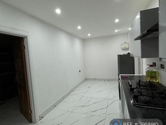 Apartment for rent in Slough