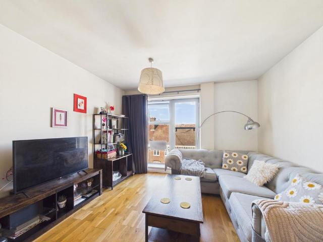 Flat for rent in King's Walden, Hertfordshire