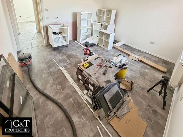Apartment for rent in Dixons Green, West Midlands