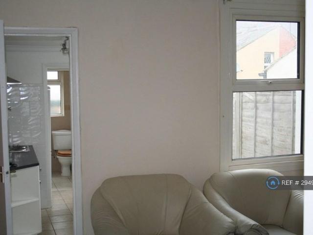 Apartment for rent in Newtown, Reading