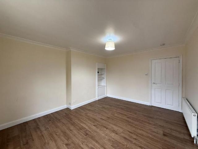 Apartment for rent in Bearsden, Scotland