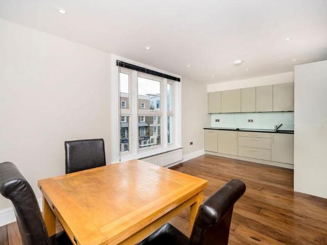 Apartment for rent in London Borough of Hounslow, Strand