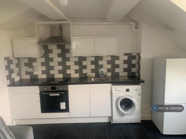 Apartment for rent in Heaton Royds, Bradford