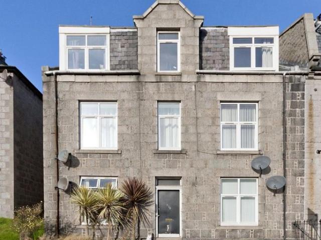 Flat for rent in Ballindoch, Scotland