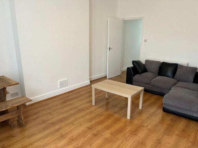 Apartment for rent in Friern Barnet, Greater London