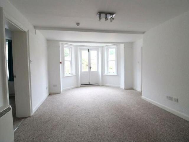 Apartment for rent in Eastbourne, East Sussex