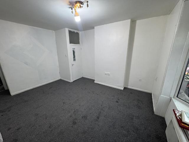 Flat for rent in Bearwood, Isle Of Man
