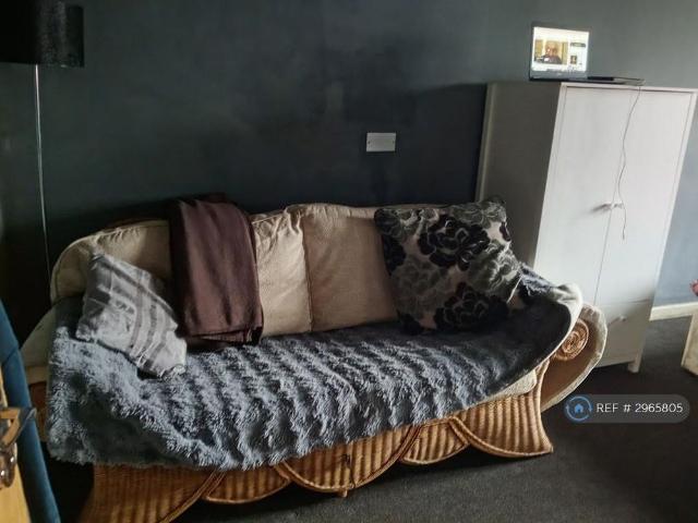 Apartment for rent in Avenham, Higher Bartle