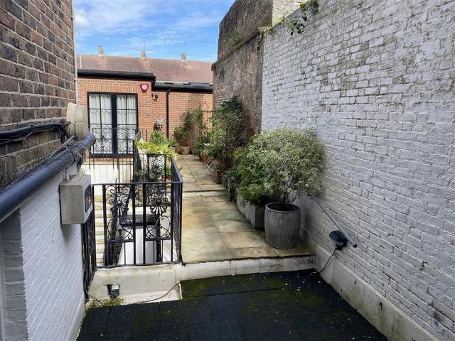 Apartment for rent in Brighton Marina Village, Brighton & Hove