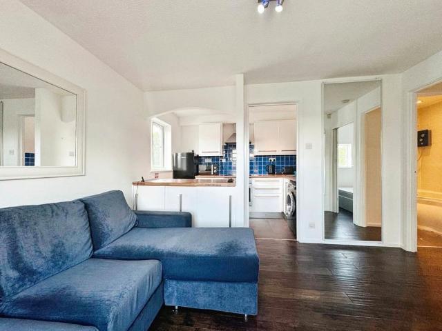 Apartment for rent in Parrs Wood, Georgia