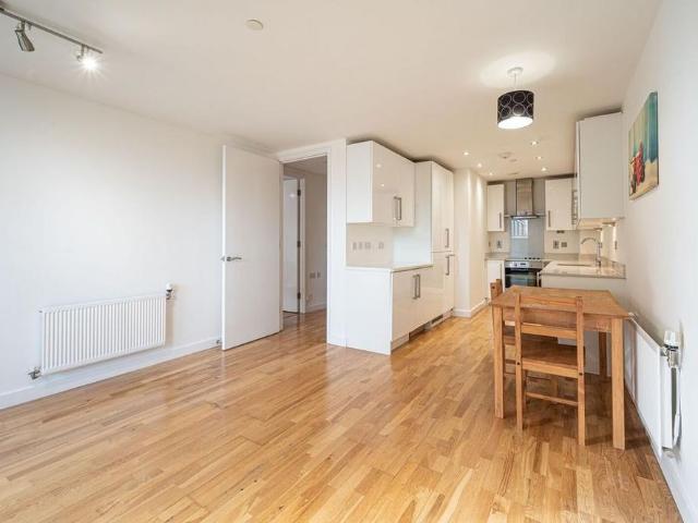 Apartment for rent in Sudbury, Greater London