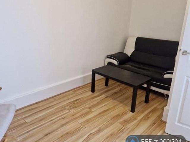 Apartment for rent in Avenham, Higher Bartle