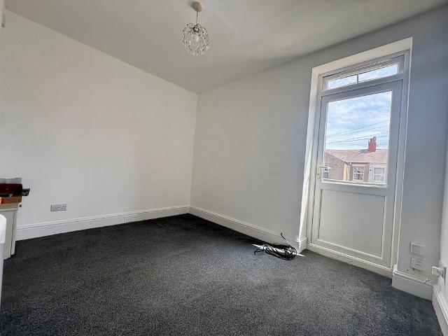 Flat for rent in Squires Gate, Blackpool