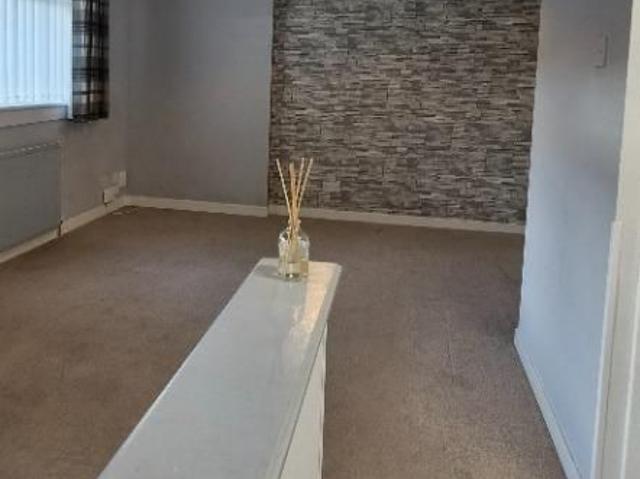 Apartment for rent in The Straths, Law