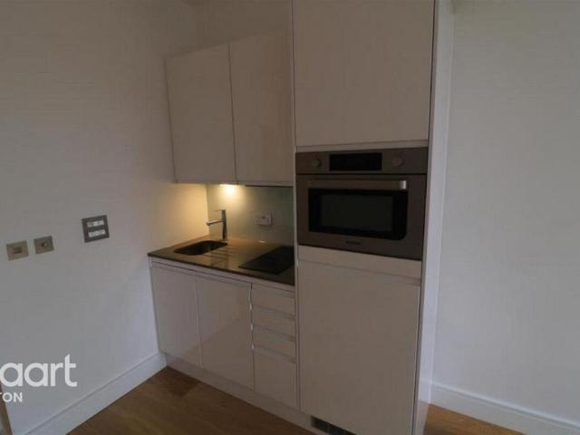 Apartment for rent in Spring Park, Luton