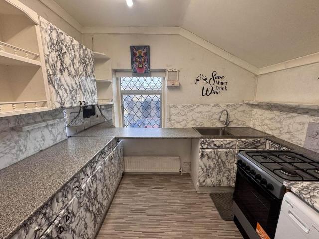 Apartment for rent in Luton, Chatham
