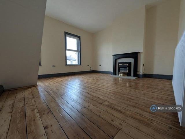 Flat for rent in Queenstown, Blackpool