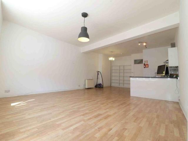 Flat for rent in Penge, Greater London
