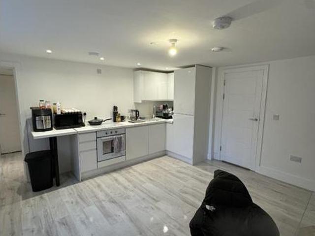 Flat for rent in Stow Hill, Wales