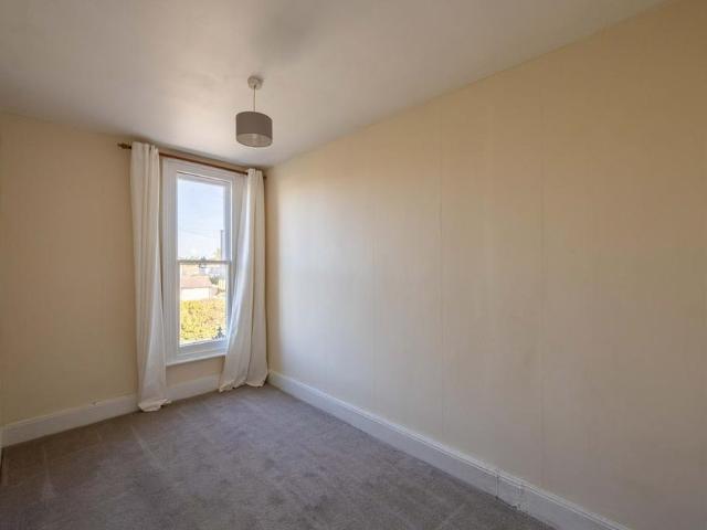 Apartment for rent in Enborne, West Berkshire