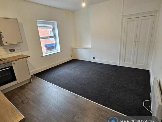 Apartment for rent in Leigh, Wigan