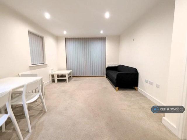 Apartment for rent in Whitley, Reading